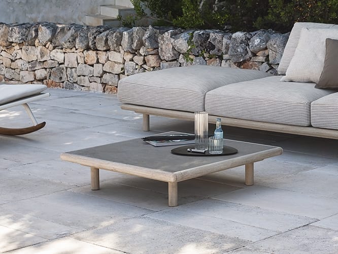 Каменный низкий квадратный садовый столик RODA ARCH-00035775