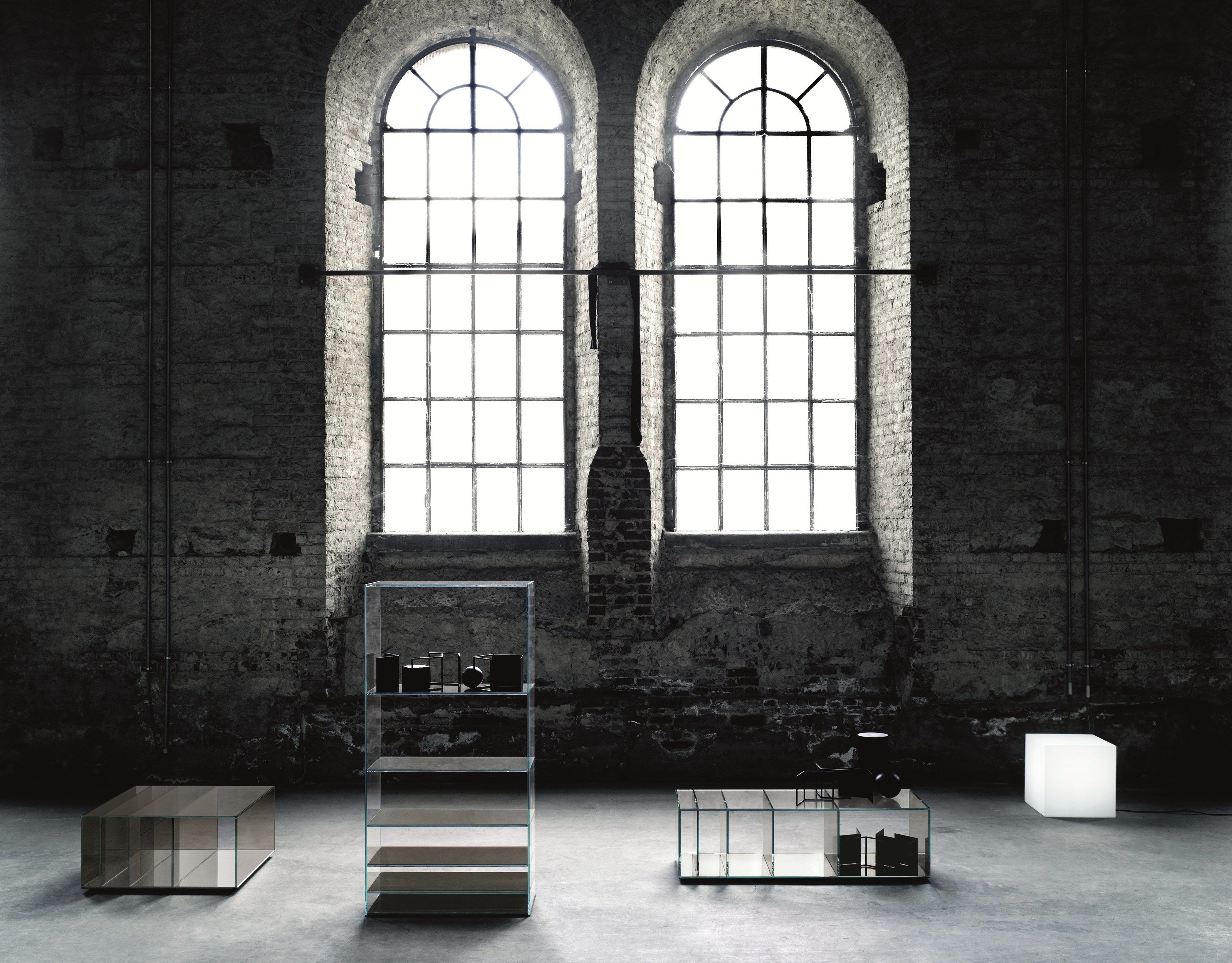 Квадратный Хрустальный журнальный столик с отсеком для хранения Glas Italia Deep Sea ARCH-00065201 - Вид №2