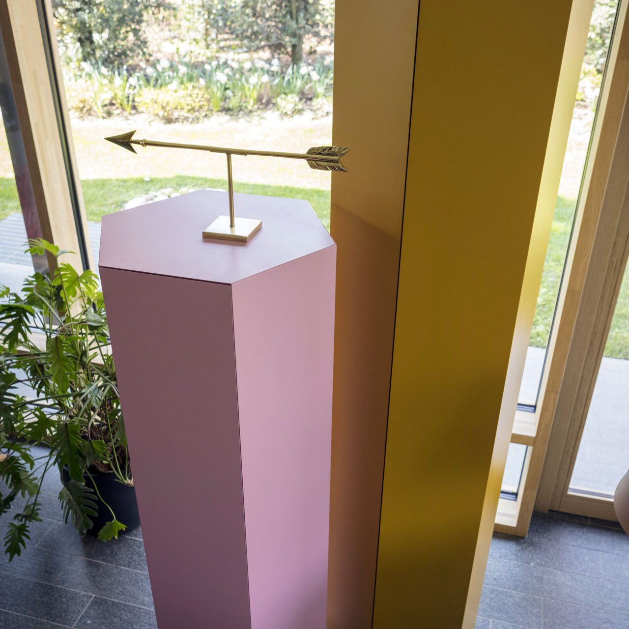 МДФ сервант / пьедестал Mogg EXAGON ARCH-00054489 - Вид №3