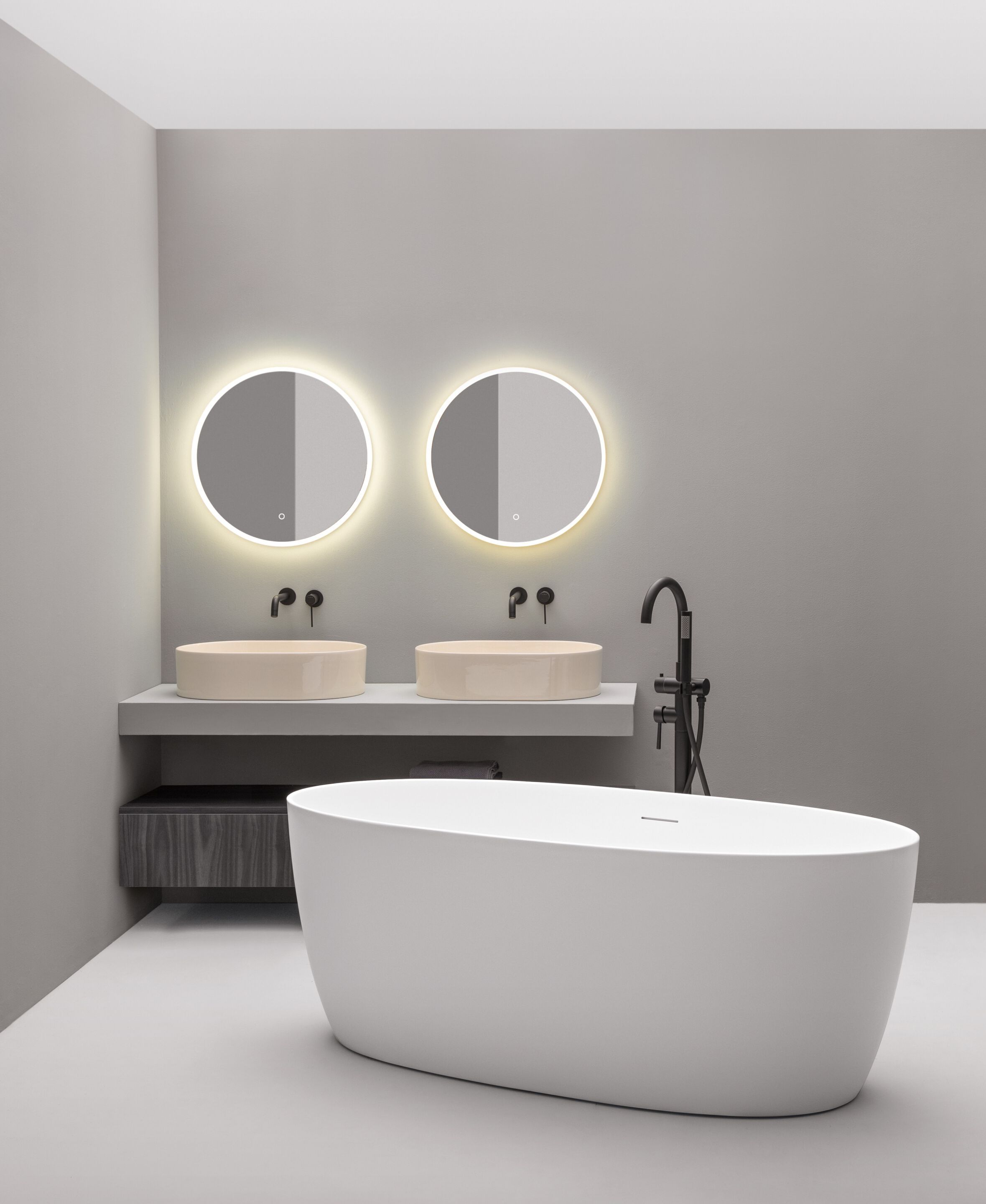 Керамическая ванна с овальным центром Axa CAPRI ARCH-00020281