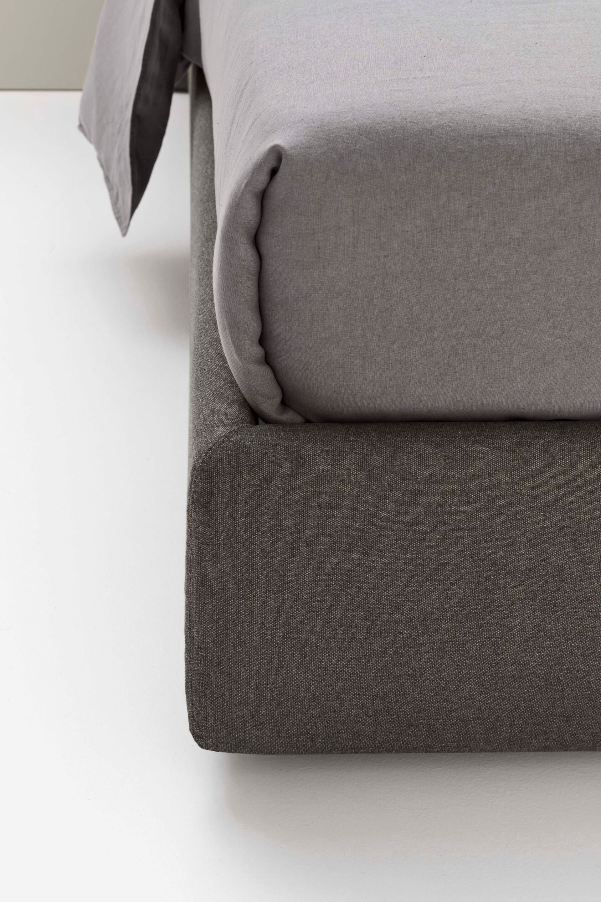 Высокое изголовье для двуспальной кровати со встроенными тумбочками Alf DaFrè SUITE SYSTEM 2 ARCH-00143538 - Вид №23