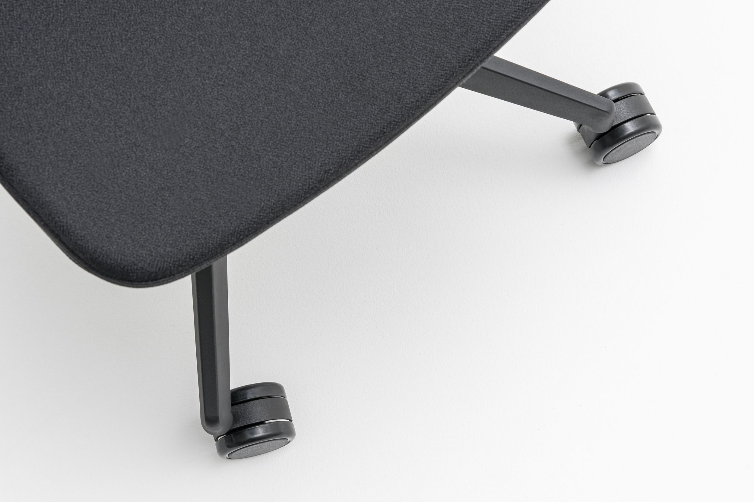 Офисное кресло с колесами с подлокотниками MDD RENYA ARCH-00056043 - Вид №5