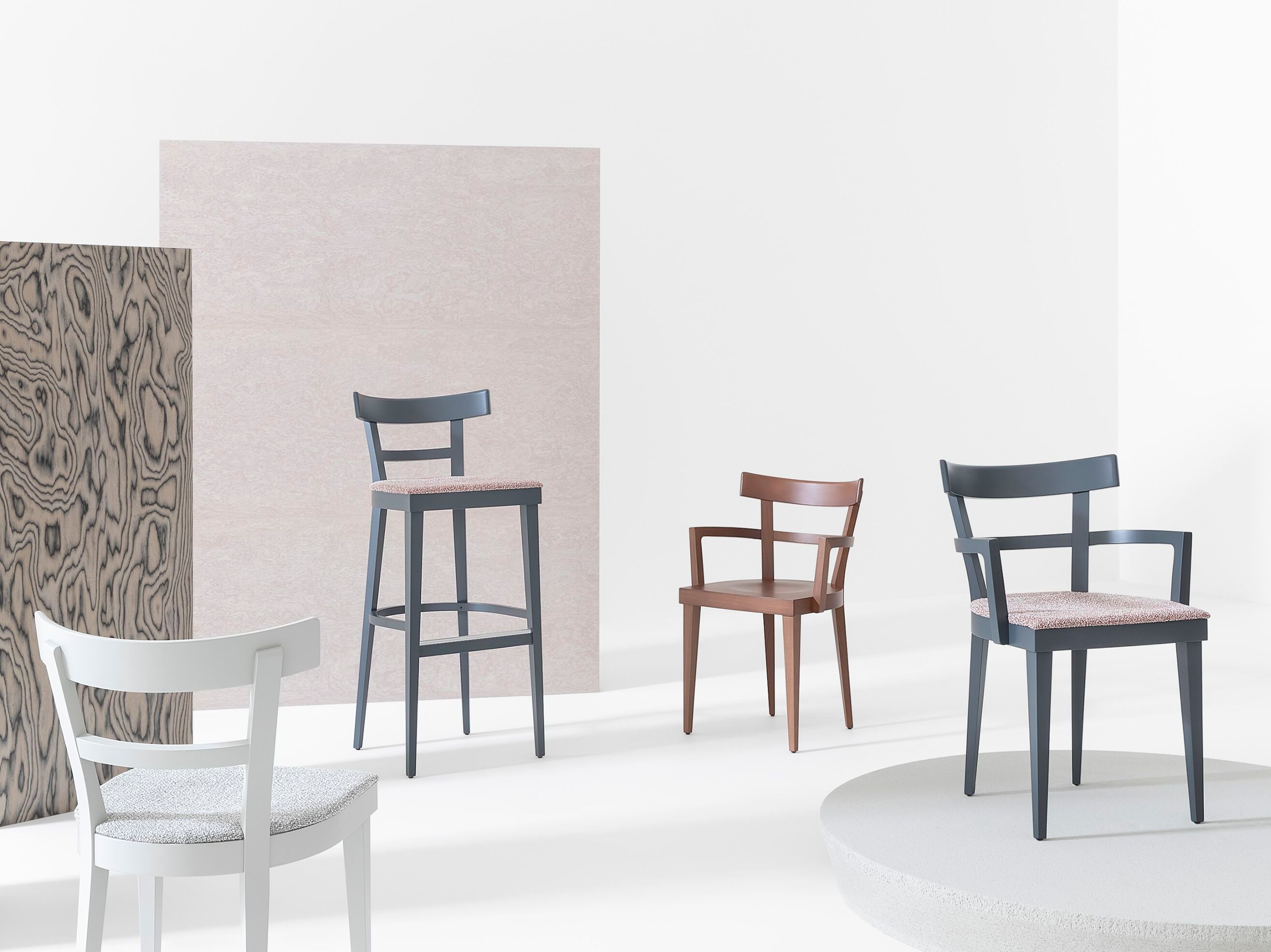 Высокий стул из бука с мягким сиденьем Billiani кафе ARCH-00097546 - Вид №1