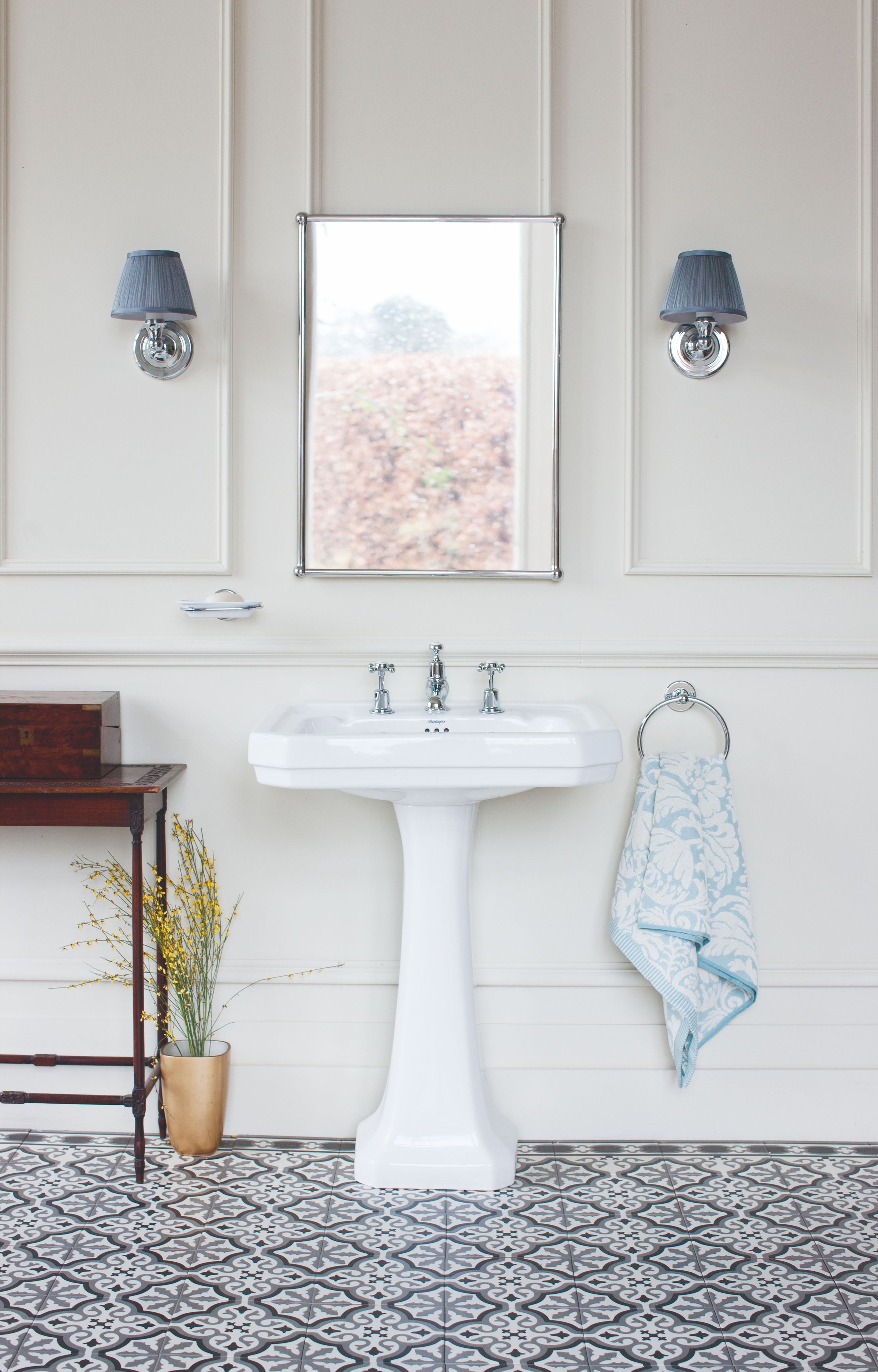 Прямоугольный умывальник из стекла на колонне Burlington Викторианская ARCH-00000638 - Вид №2