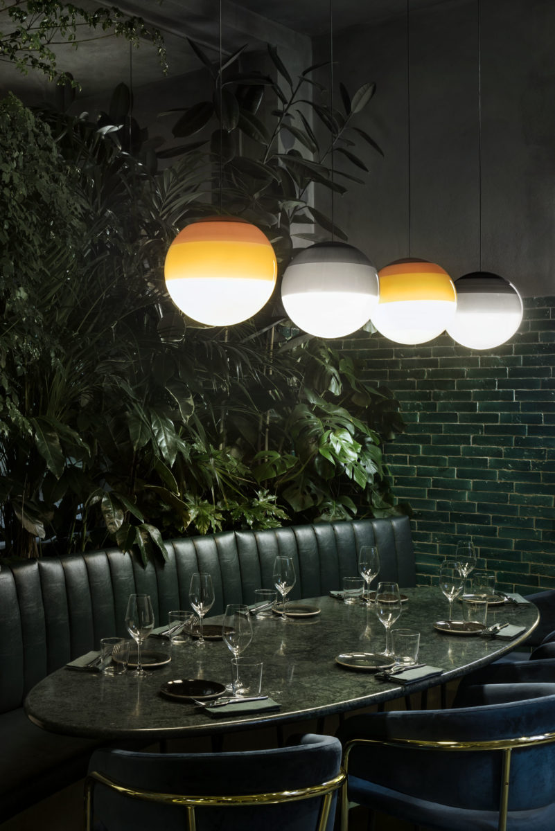 086144 Люстра 30 - 24V янтарная длинный шнур Marset Dipping Light 