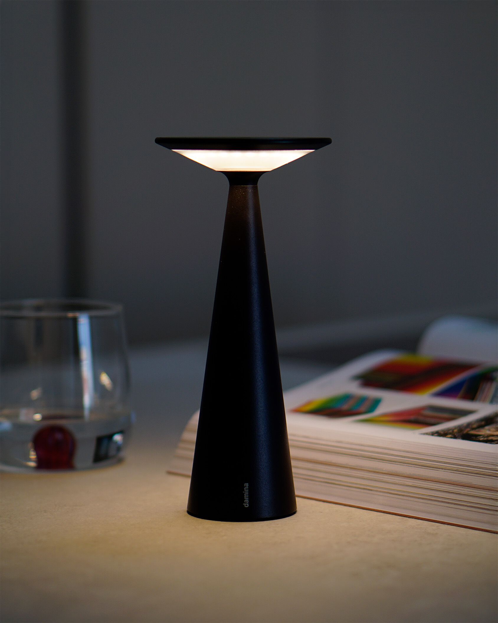 Алюминиевая аккумуляторная настольная лампа Zafferano DAMINA ARCH-00129759 - Вид №10