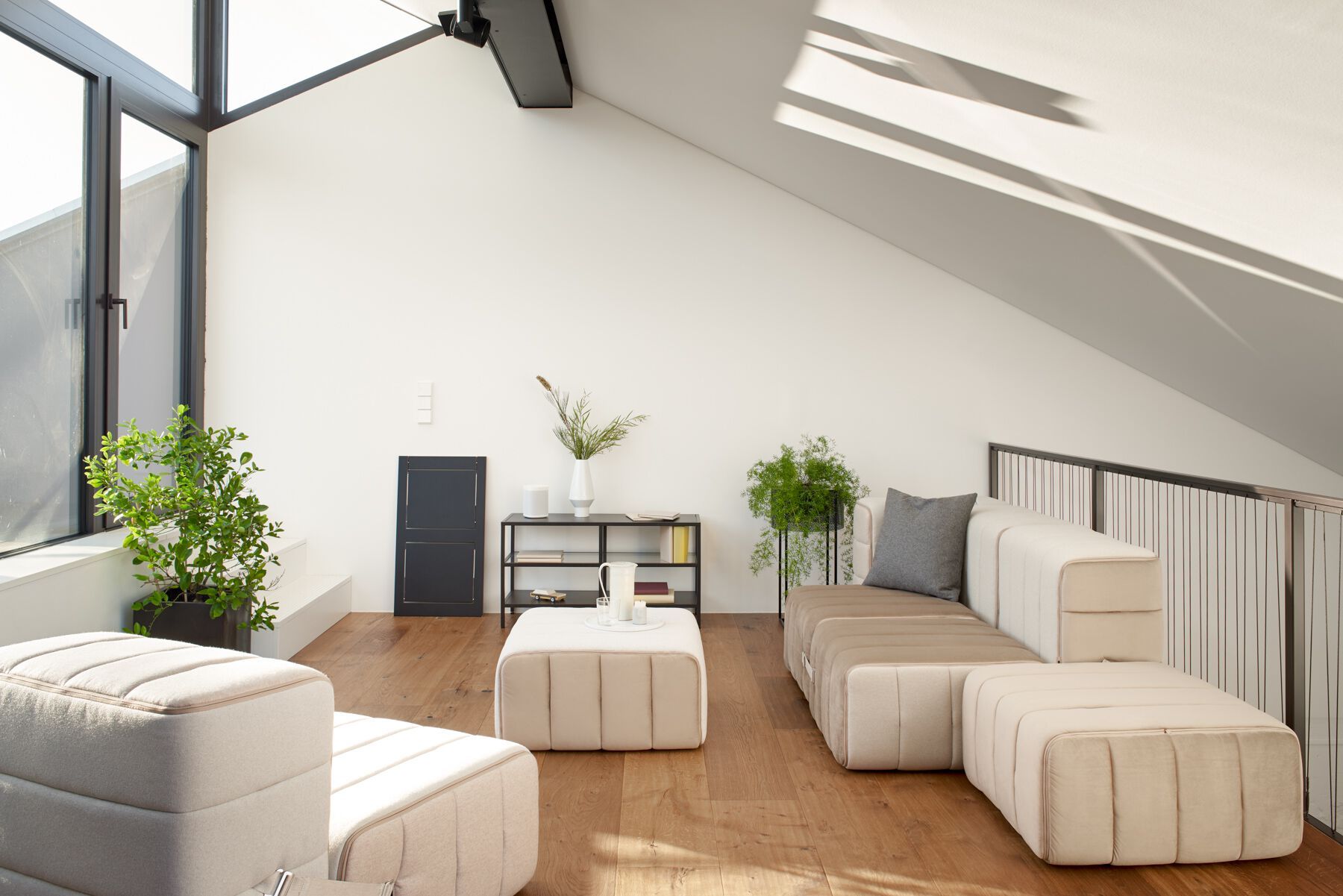 Квадратный пуф из ткани AMBIVALENZ Curt ARCH-00019815 - Вид №30