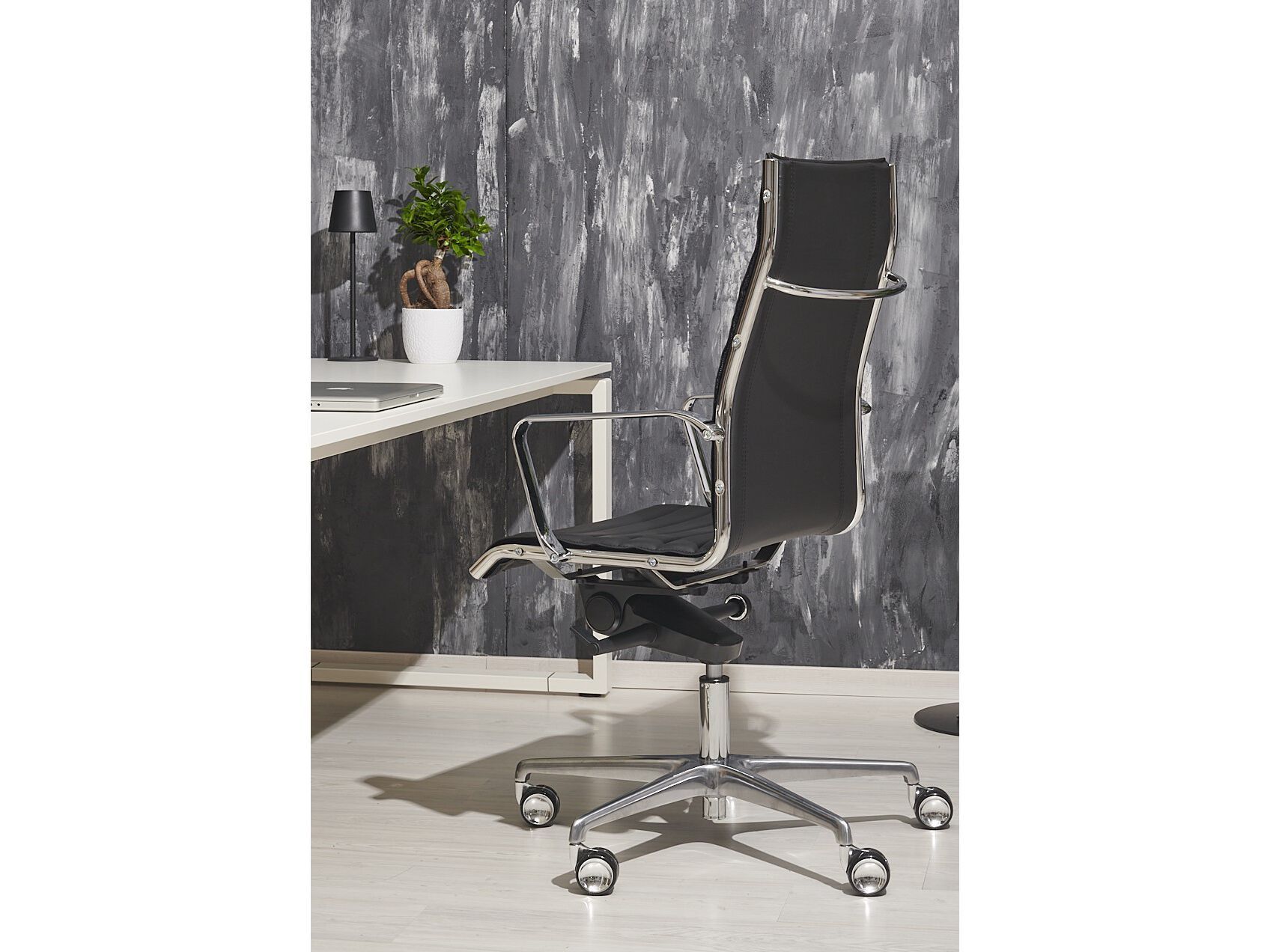 Кожаный офисный стул с 5 спицами AP Factor Луизиана ARCH-00034546 - Вид №2