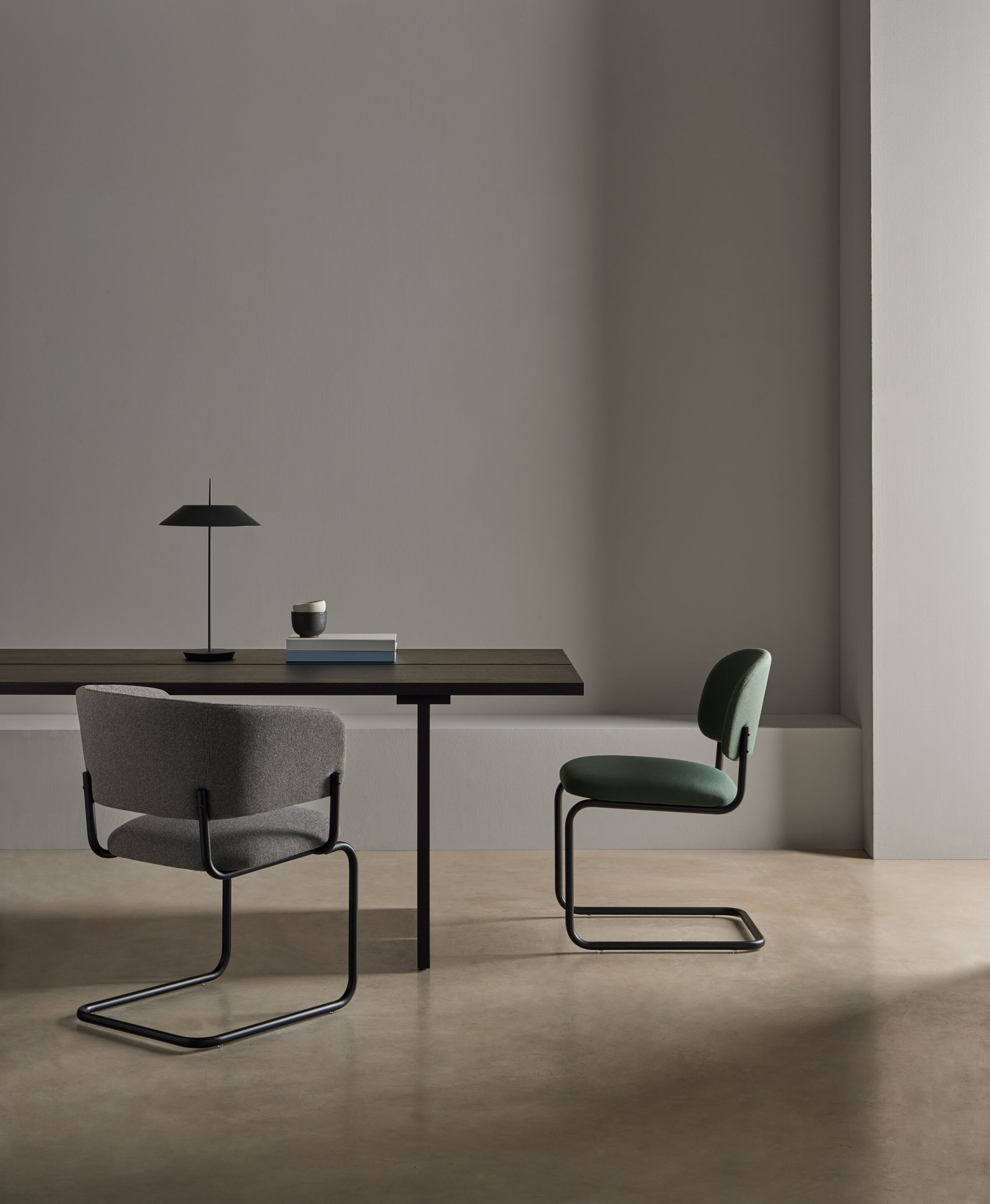 Мягкий тканевый консольный стул Blasco&Vila RC Metal ARCH-00037998 - Вид №2