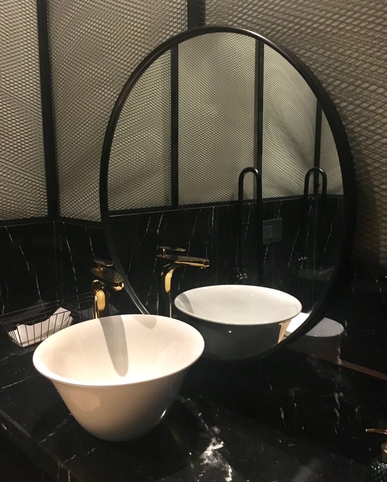 Настенное круглое зеркало с рамкой Jover+Valls SPECCHIO ARCH-00136409 - Вид №3