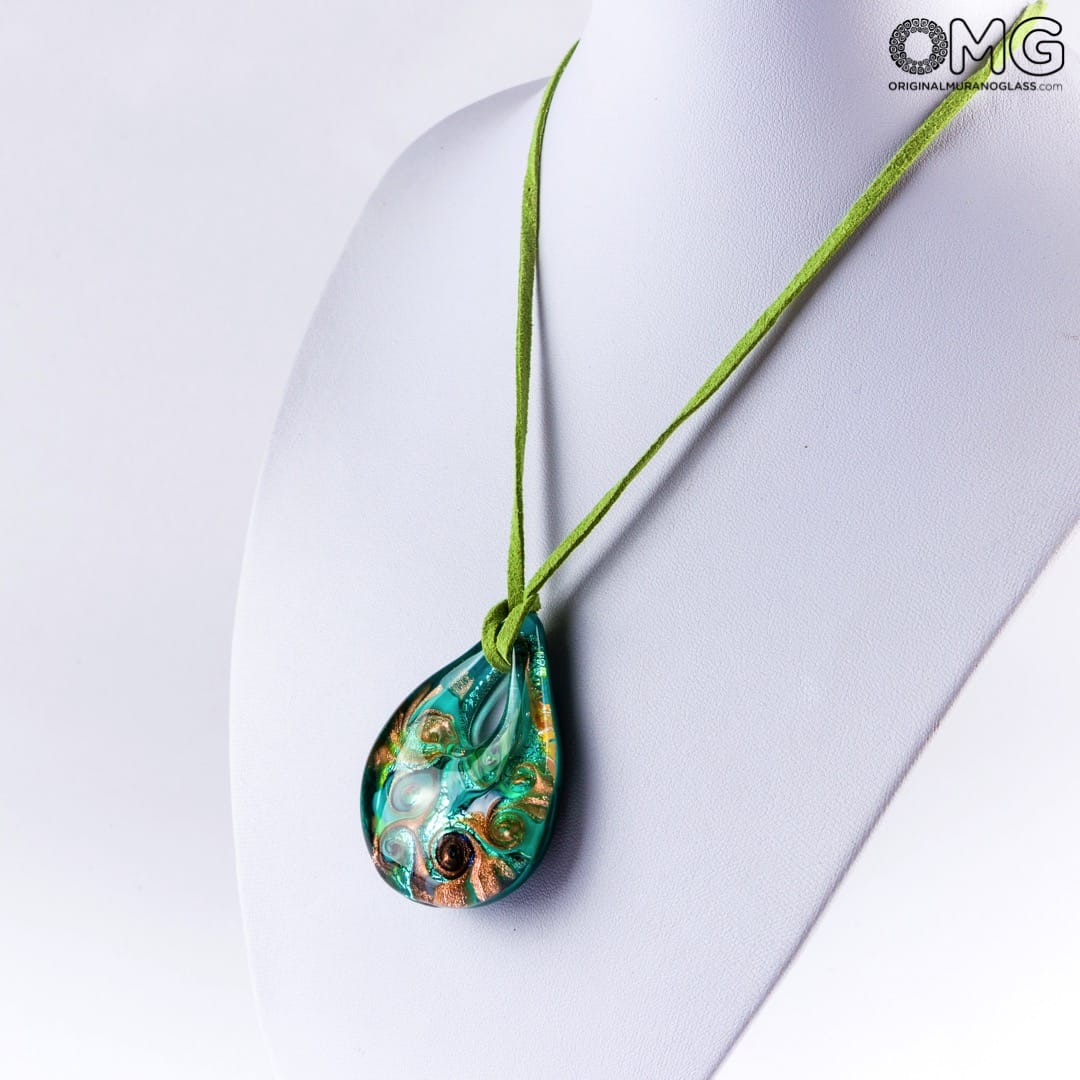 263 ORIGINALMURANOGLASS Зелёная подвеска-капля из муранского стекла с авантюрином - OMG 57 см  - Вид №1