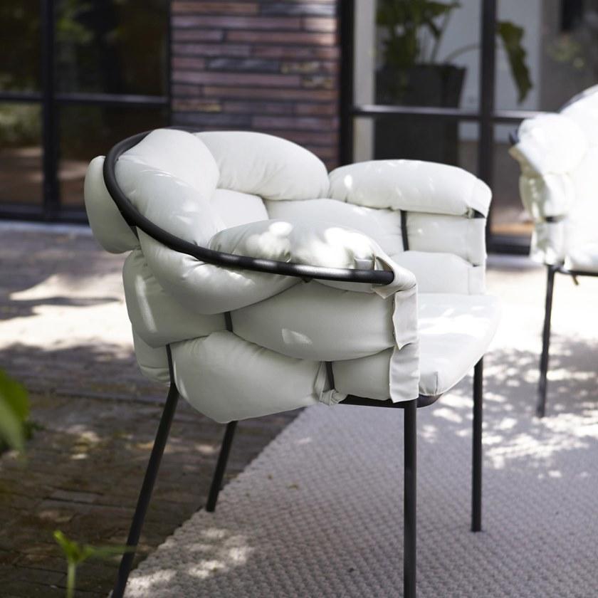 Ligne Roset Садовое кресло из ткани со съемным чехлом с подлокотниками Serpentine 10262093/94/95 - Вид №3
