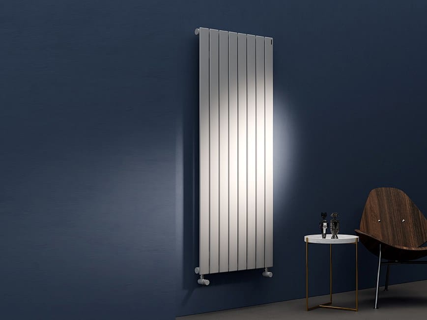 Вертикальный полотенцесушитель с горячей водой Tubes основы ARCH-00121780