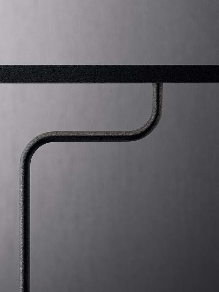 Алюминиевая светодиодная настольная лампа Quadrifoglio Group Design Lighting ARCH-00025803