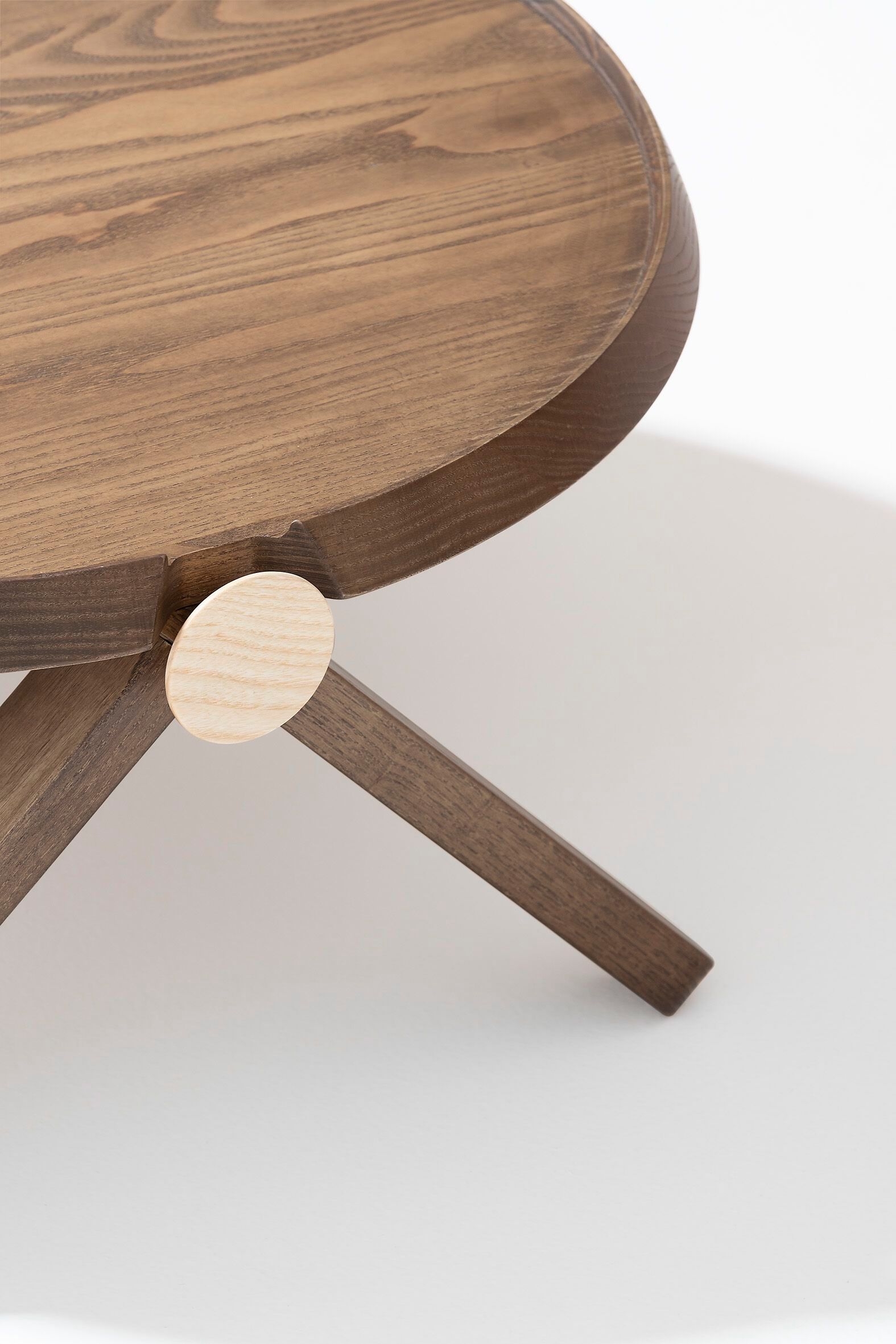 Низкий круглый журнальный столик из ясеня Billiani Lilliput ARCH-00026609 - Вид №6