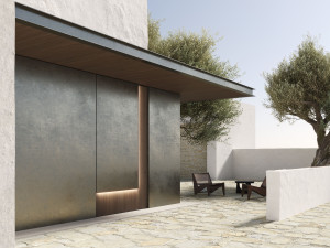 Бронированная входная дверь