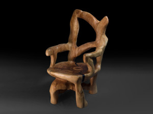 Деревянное кресло с подлокотниками