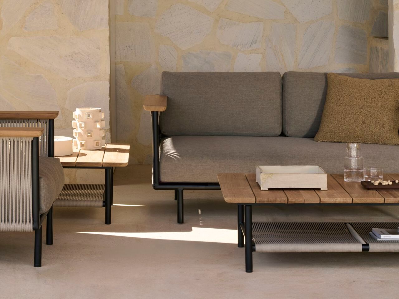 Прямоугольный садовый стол из тикового дерева Ethnicraft Corbey ARCH-00004482 - Вид №1