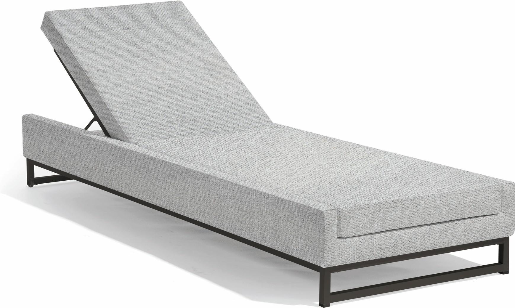 MNST828 Шезлонг lotus smokey 215 Manutti Zendo