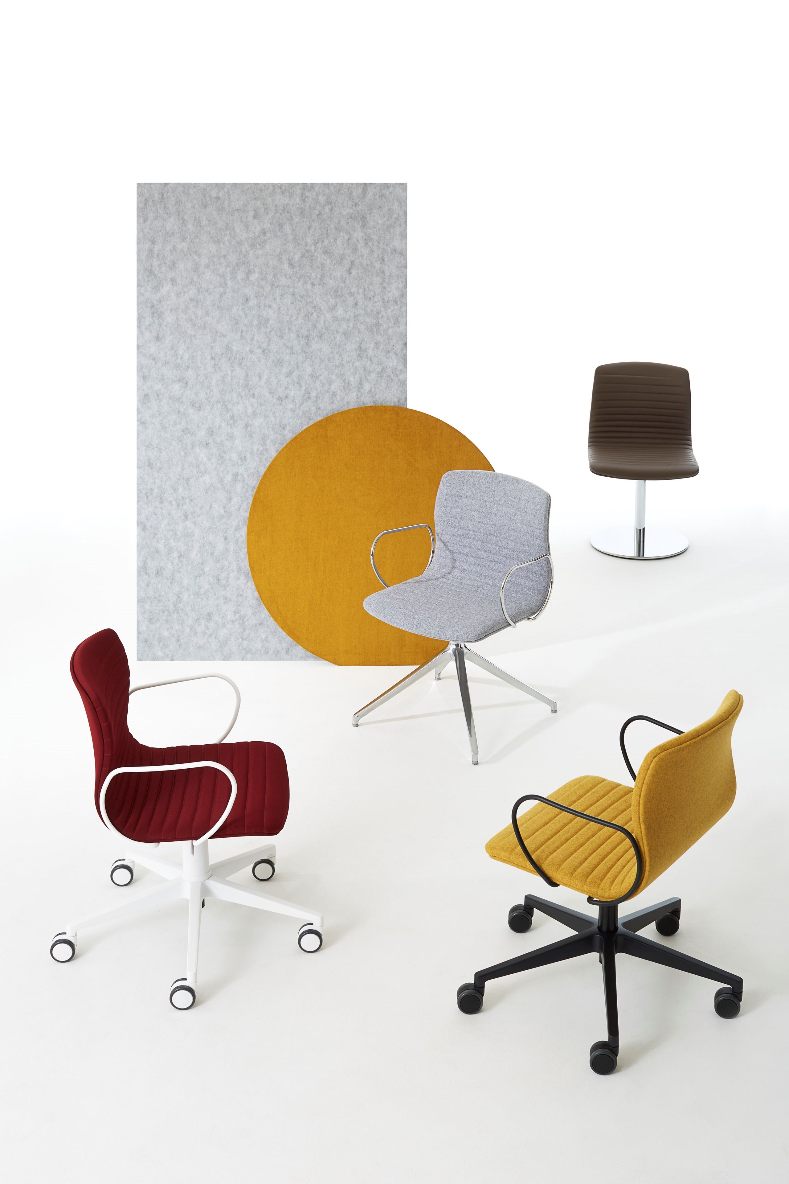 Мягкое кресло с поворотным основанием из нержавеющей стали VAGHI Union Guest ARCH-00032145 - Вид №3