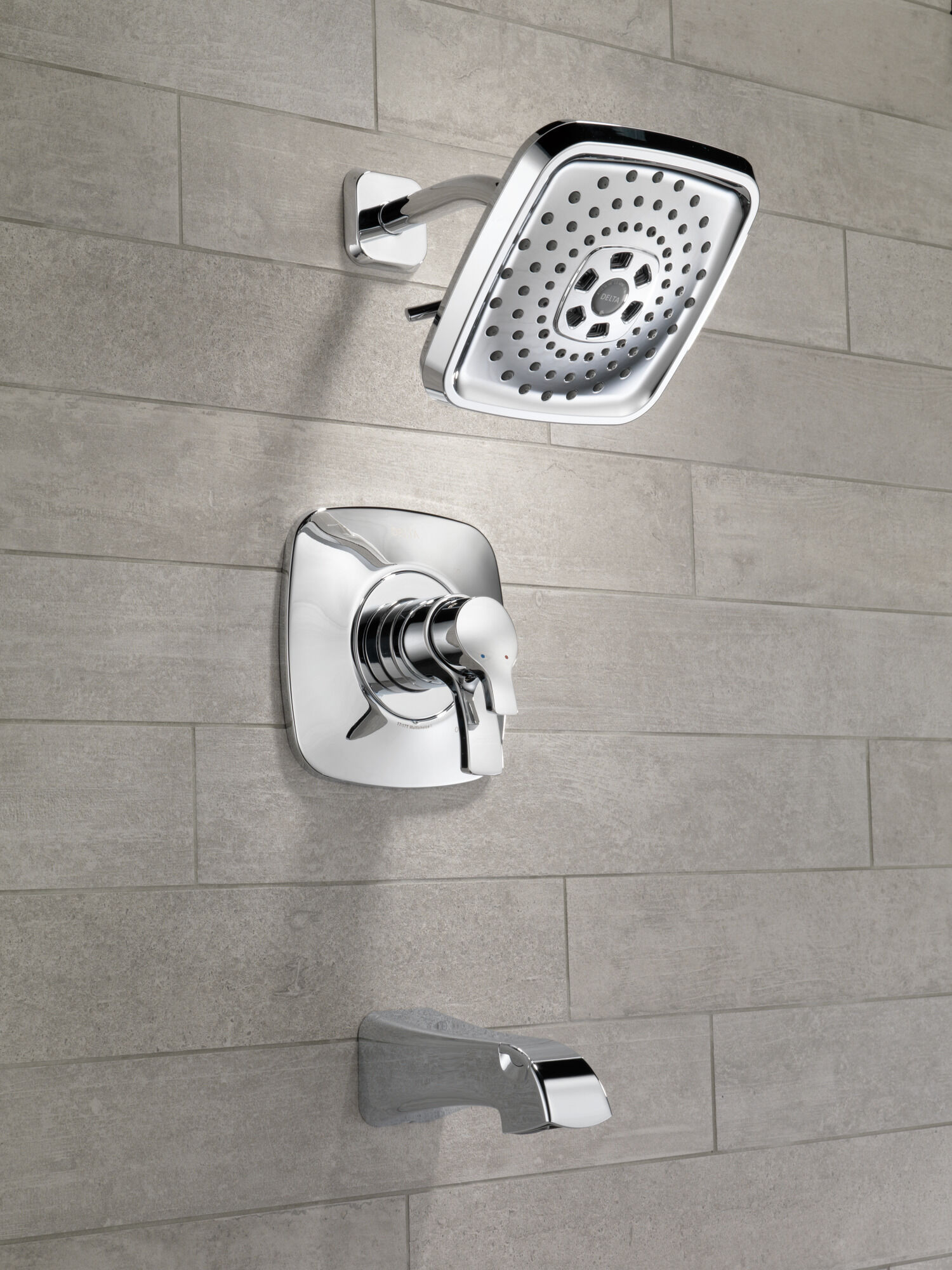 T17452 Monitor® 17 Series H2Okinetic® для ванны и душа Delta Faucet Tesla Хром - Вид №2