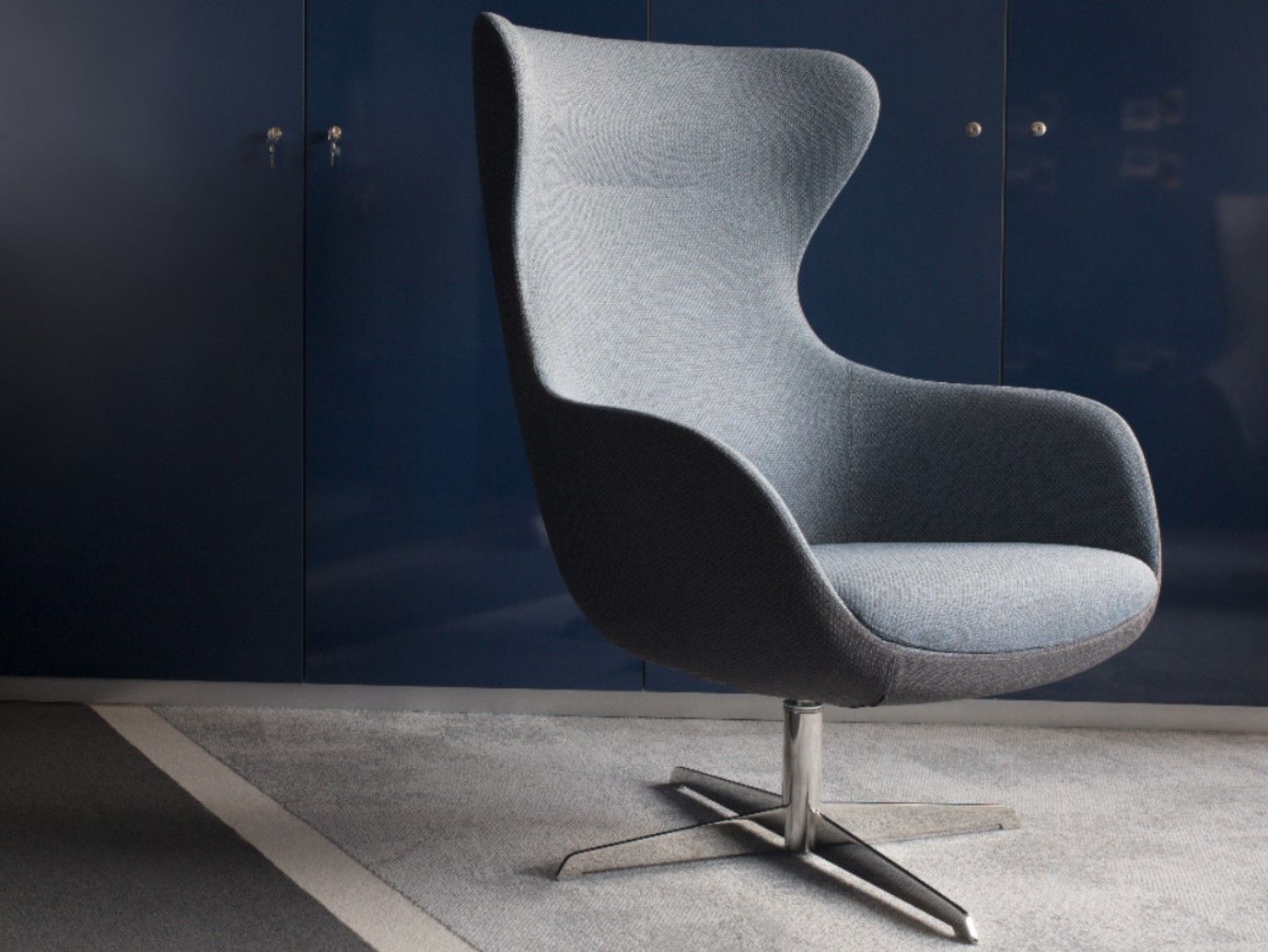 Спицевое кресло с подлокотниками Cider Edition QUEEN ARCH-00023065