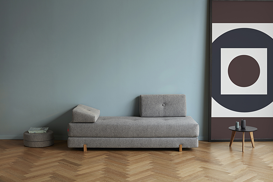 Диван Sigmund с двумя подушками и ножками Drip из лакированного дуба, серый меланж Innovation Living SIGMUND538 - Вид №1