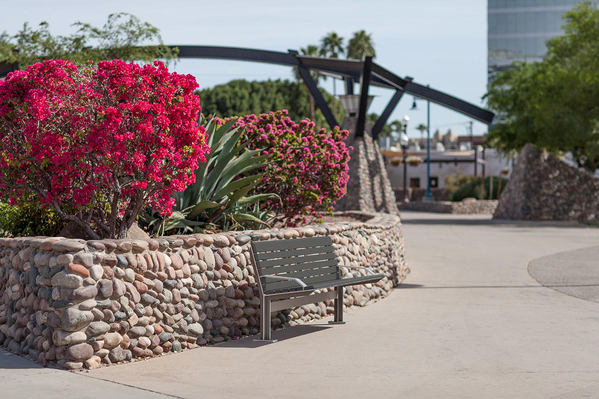 FSRT44 Скамейка рыцаря  Forms-surfaces  - Вид №14