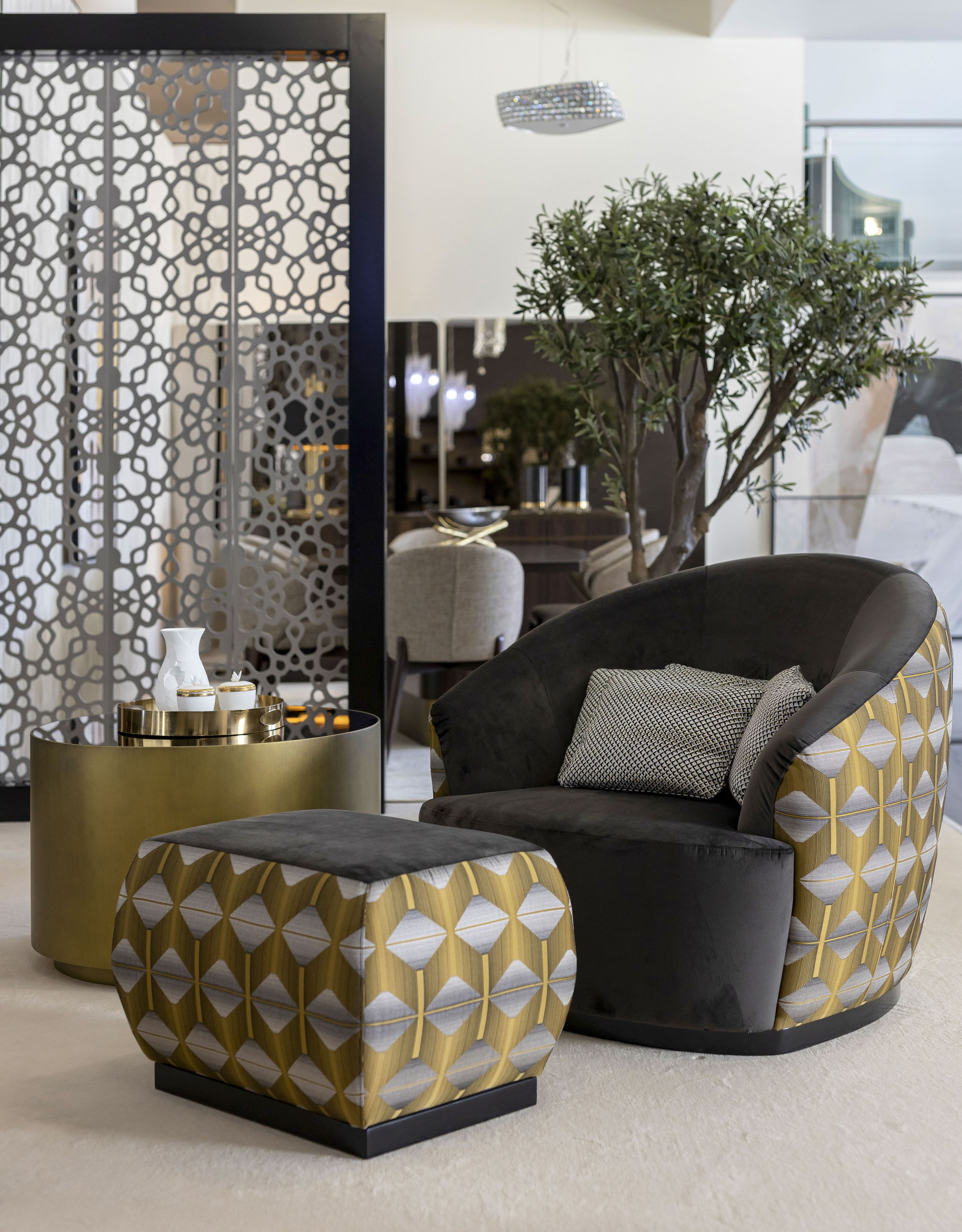 Мягкое кресло из микрофибры и бархата с подлокотниками Stylish Club клуб ARCH-00136825 - Вид №12