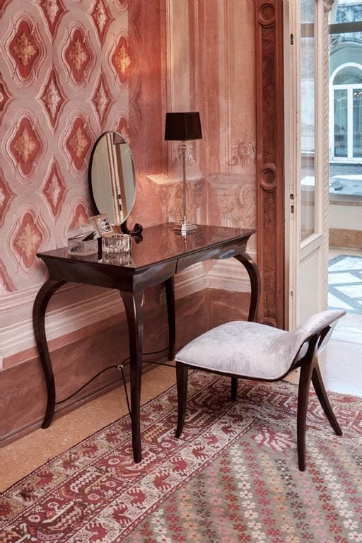 Мебель для туалетных принадлежностей из красного дерева Gentry Home MELROSE ARCH-00135542 - Вид №1