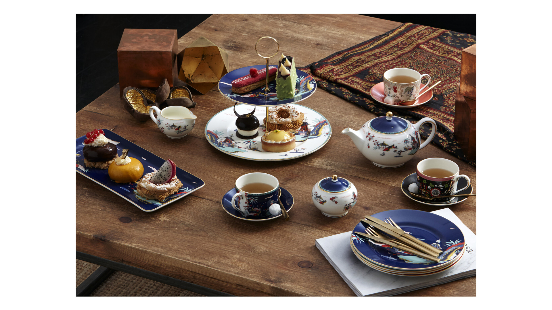 10671663 Wedgwood Чашка чайная с блюдцем Wedgwood Вандерласт Цветы 150мл Фарфор костяной  - Вид №3