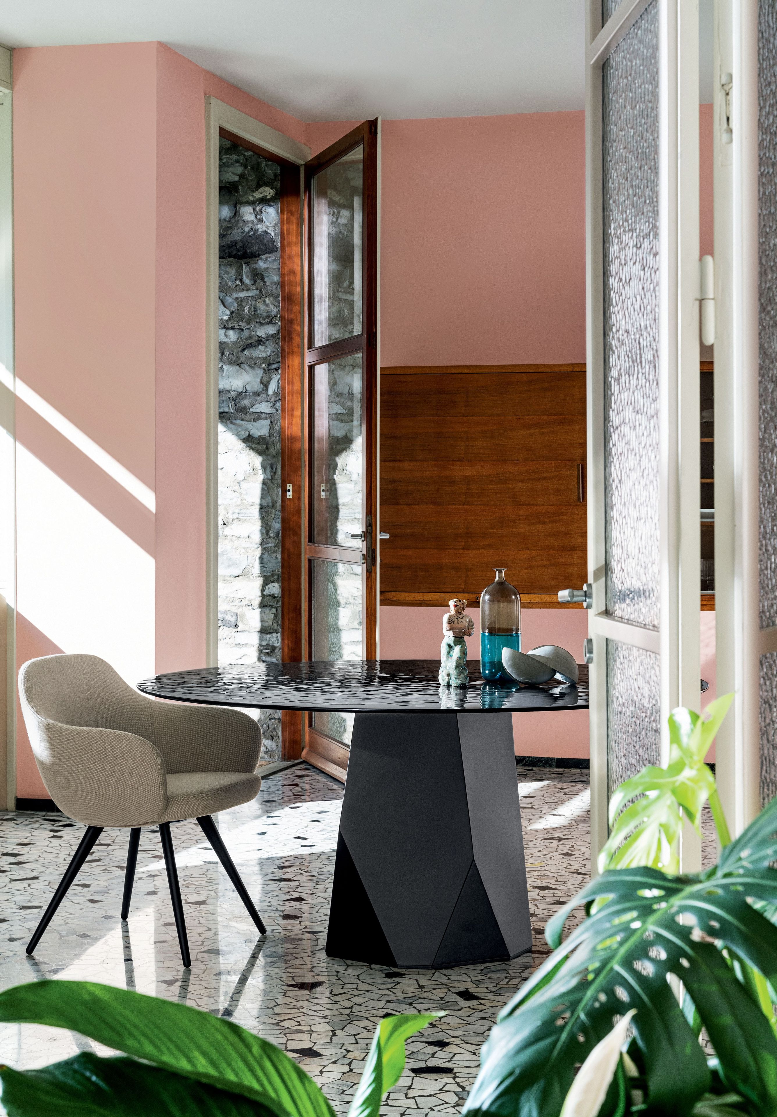 Круглый стол из закаленного стекла Sovet Italia Deod ARCH-00010640