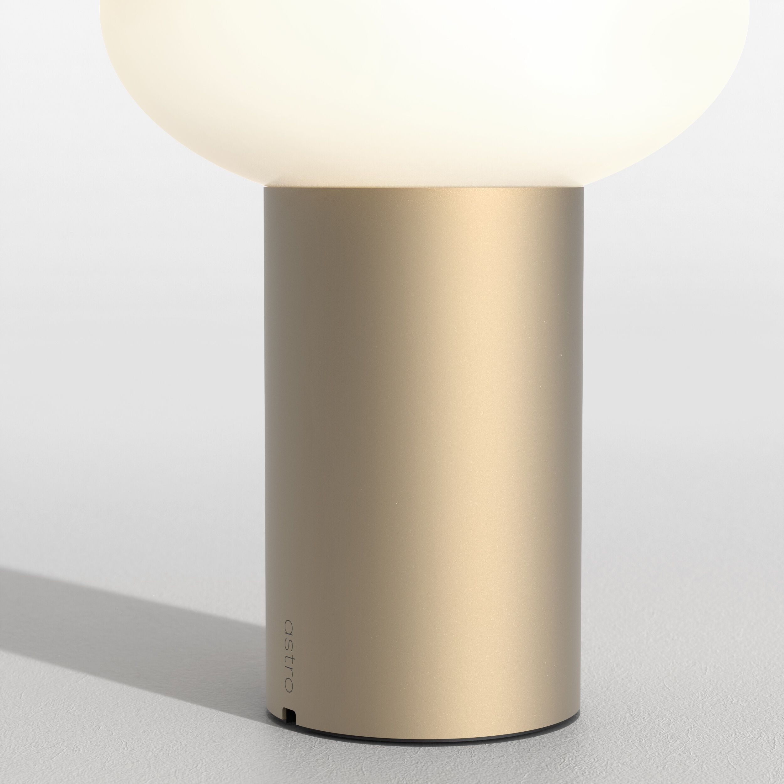 Алюминиевая светодиодная настольная лампа с батарейным питанием Astro Lighting Zeppo ARCH-00091442 - Вид №3