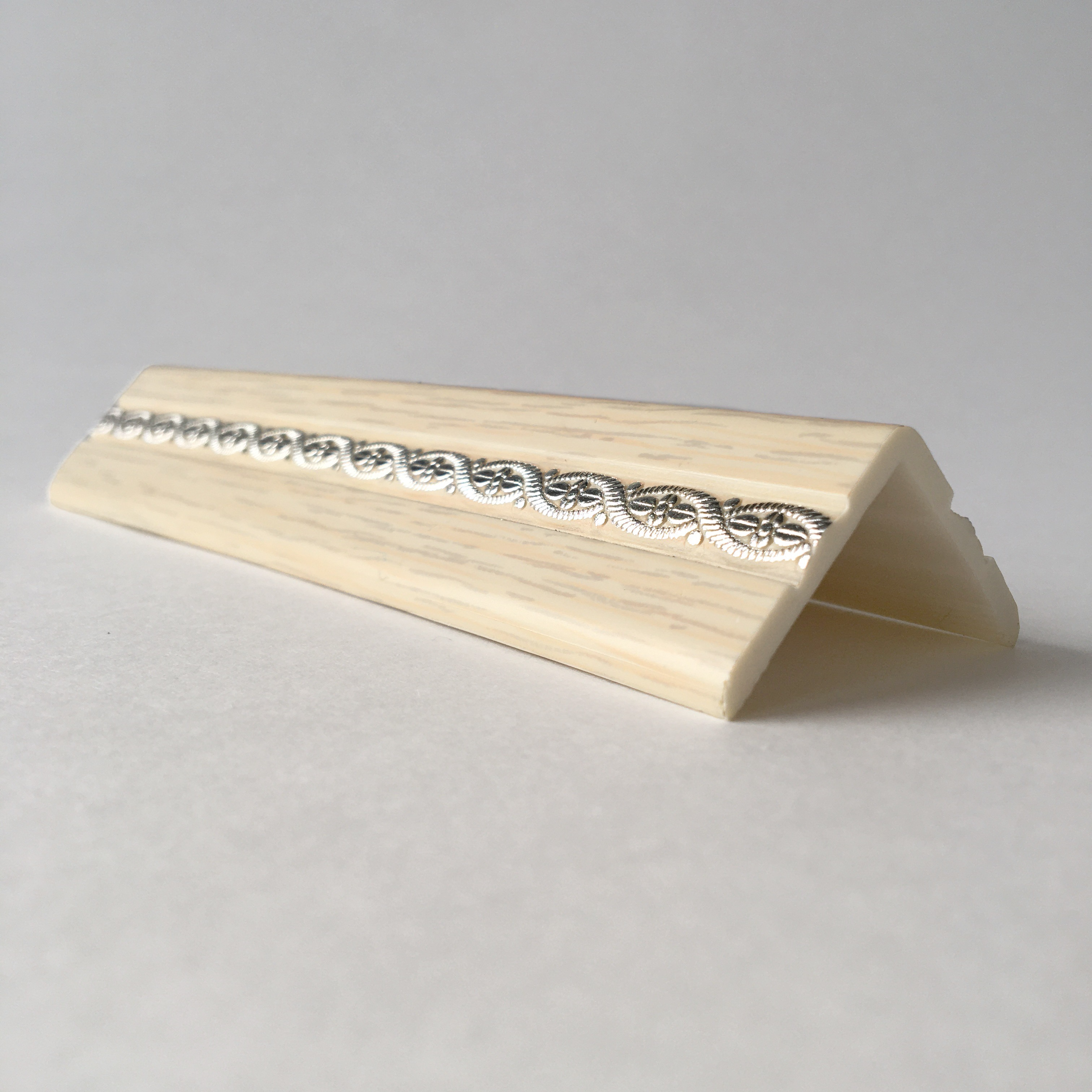 Угол наружный ПВХ Косичка 65m хром DEKOR PANEL DP318