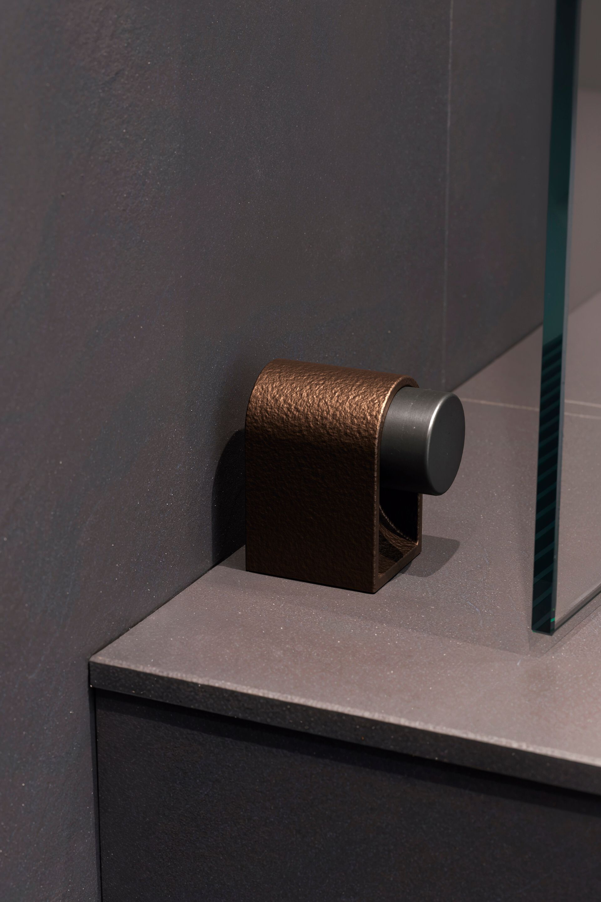 Алюминиевые дверные упоры и Zamak Viefe Кейси ARCH-00028793 - Вид №1