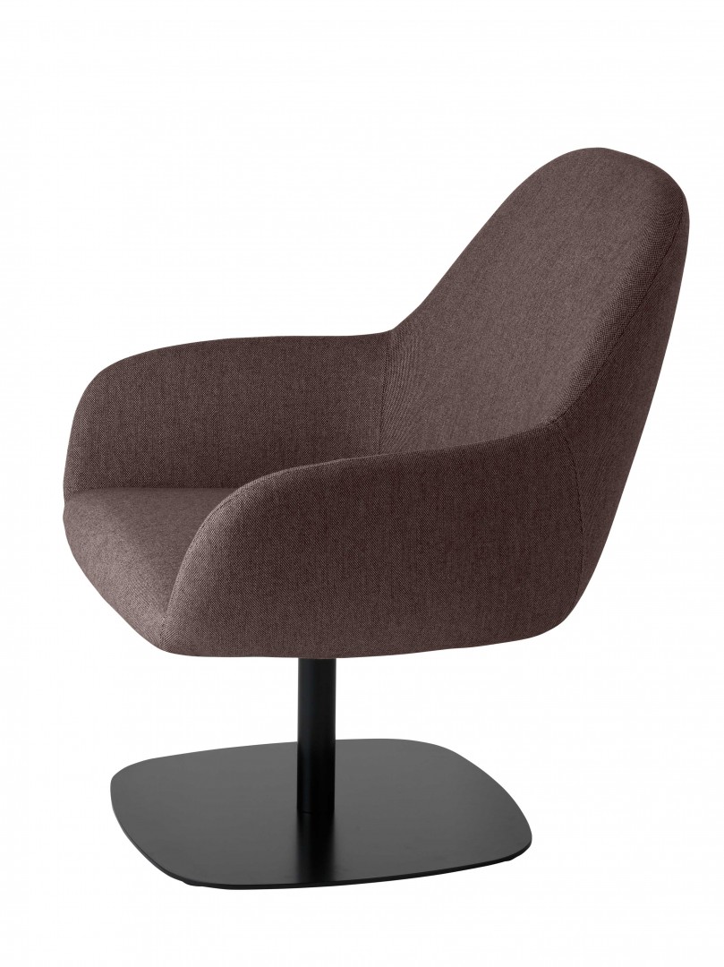 Myra 676 Вращающееся кресло для отдыха с центральным стальным основанием. Сиденье и спинка мягкие. Et al. Myra