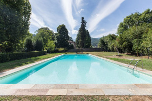 Армированный брезент для покрытия бассейнов