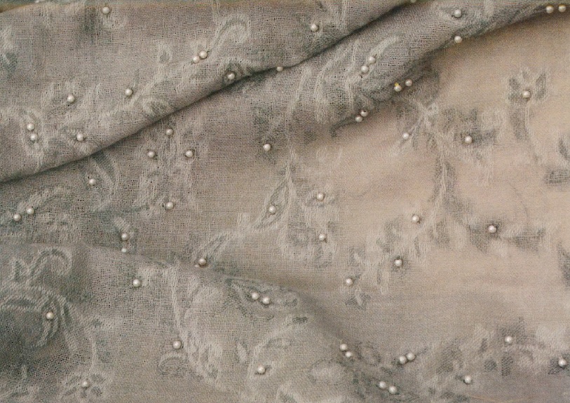BELLE DE JOUR Шаль 100/200 шерсть 100% PETRUSSE Santreyd 