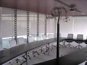 Solaris Tende Штора с выступающим роликом