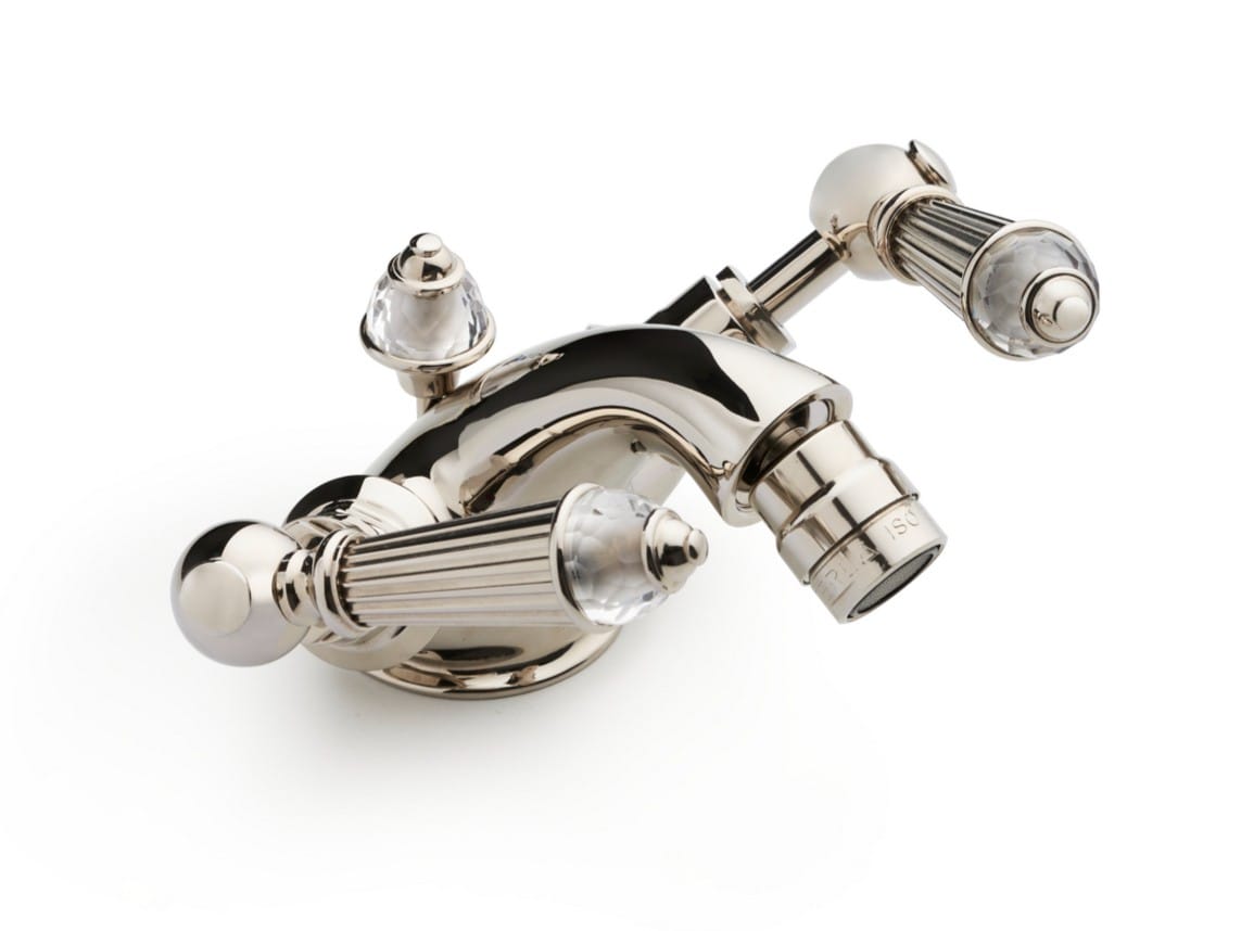 Латунный смеситель для биде с поворотным горлышком Devon&Devon ARCH-00015610