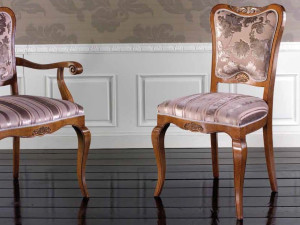 Мягкий стул