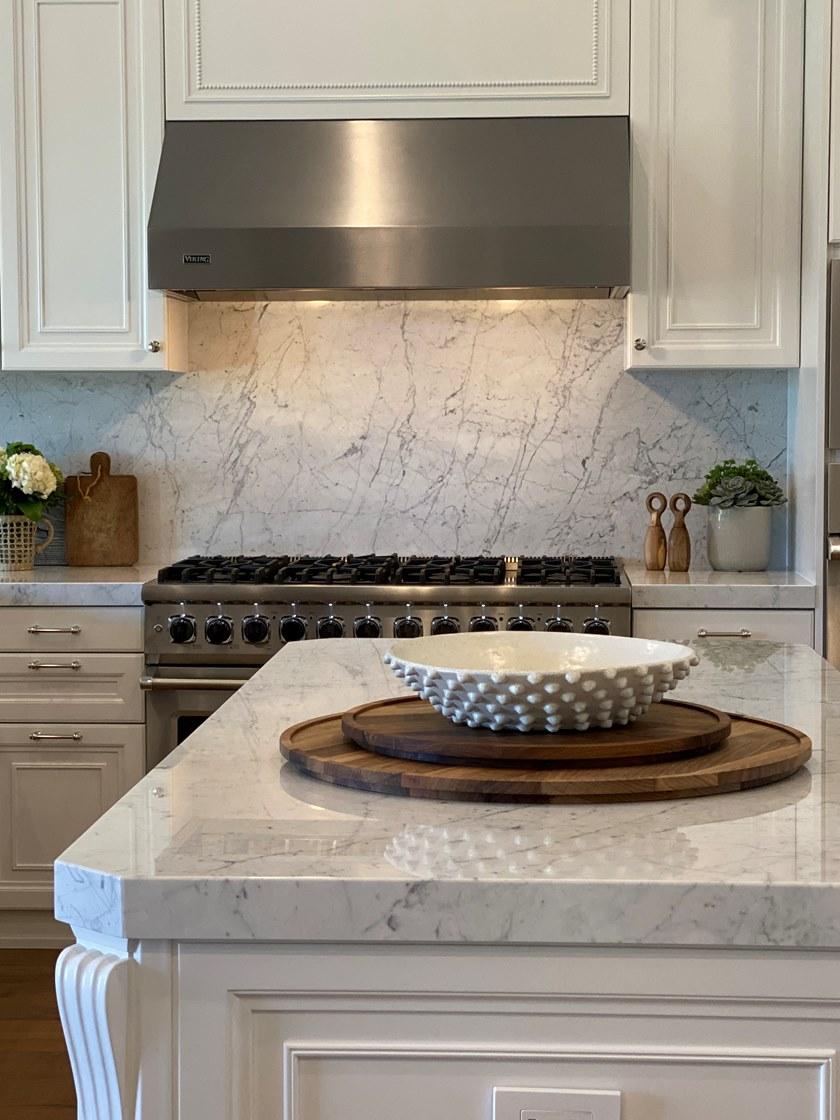 Martini Interiors Кухня на заказ из массива дерева с островком с ручками Bakersfiel sun-id-1405032 - Вид №8