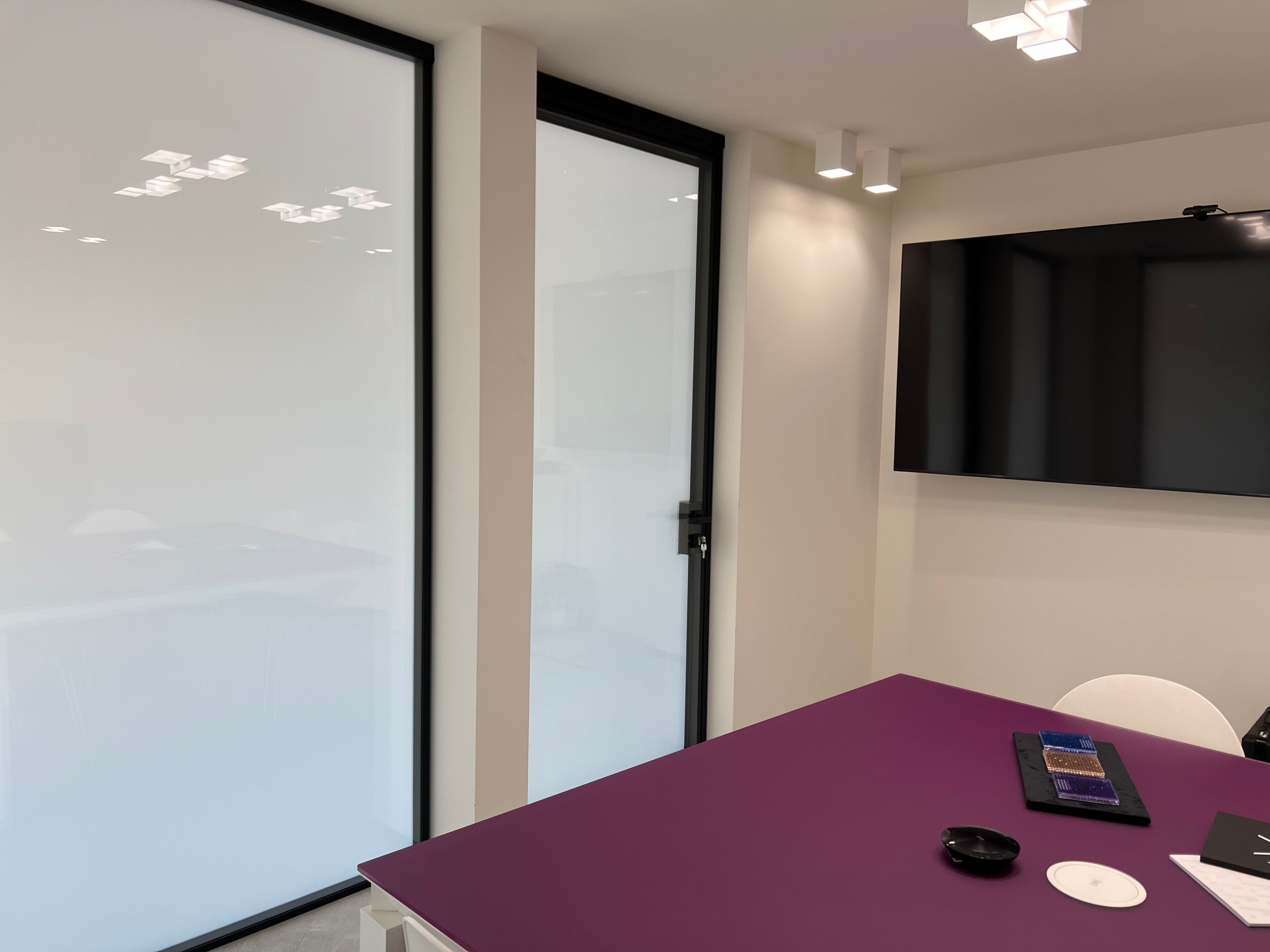 Технологическое стекло для конфиденциальности VITRIK Vitrik ® Privacy ARCH-00022617 - Вид №13