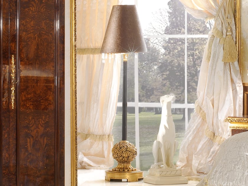 Торшер из кожзаменителя A.R. Arredamenti Grand Royal ARCH-00137226