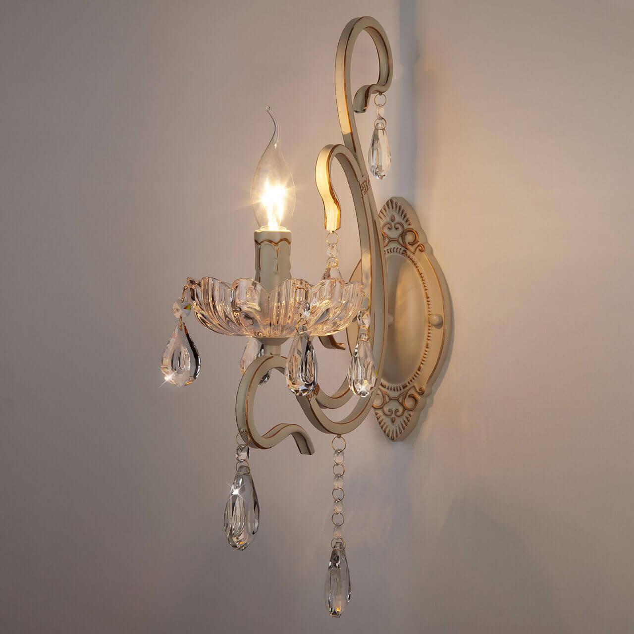 Бра настенное белое Eurosvet 12205/1 Strotskis EUROSVET СВЕЧА 00-3927695 Белый  - Вид №2