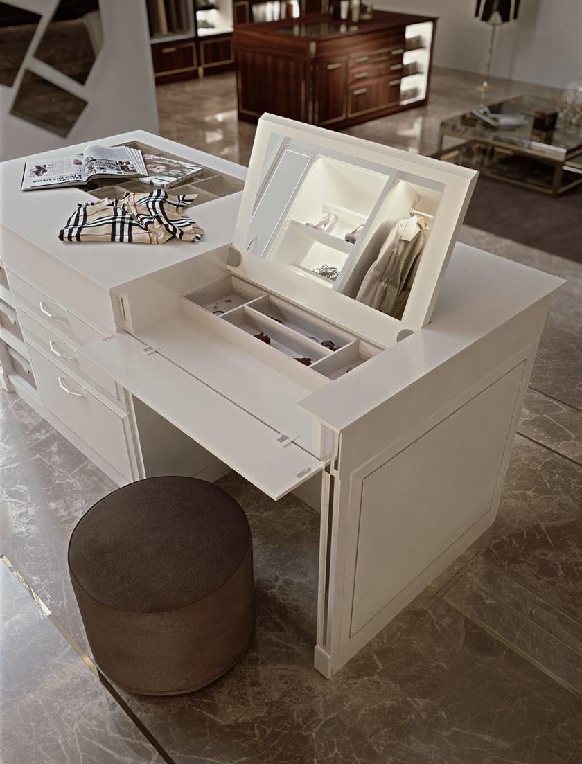 Martini Interiors Гардеробная с нестандартной встроенной подсветкой Essenza sun-id-1426312 - Вид №2