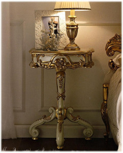 Столик  ANDREA FANFANI 2021