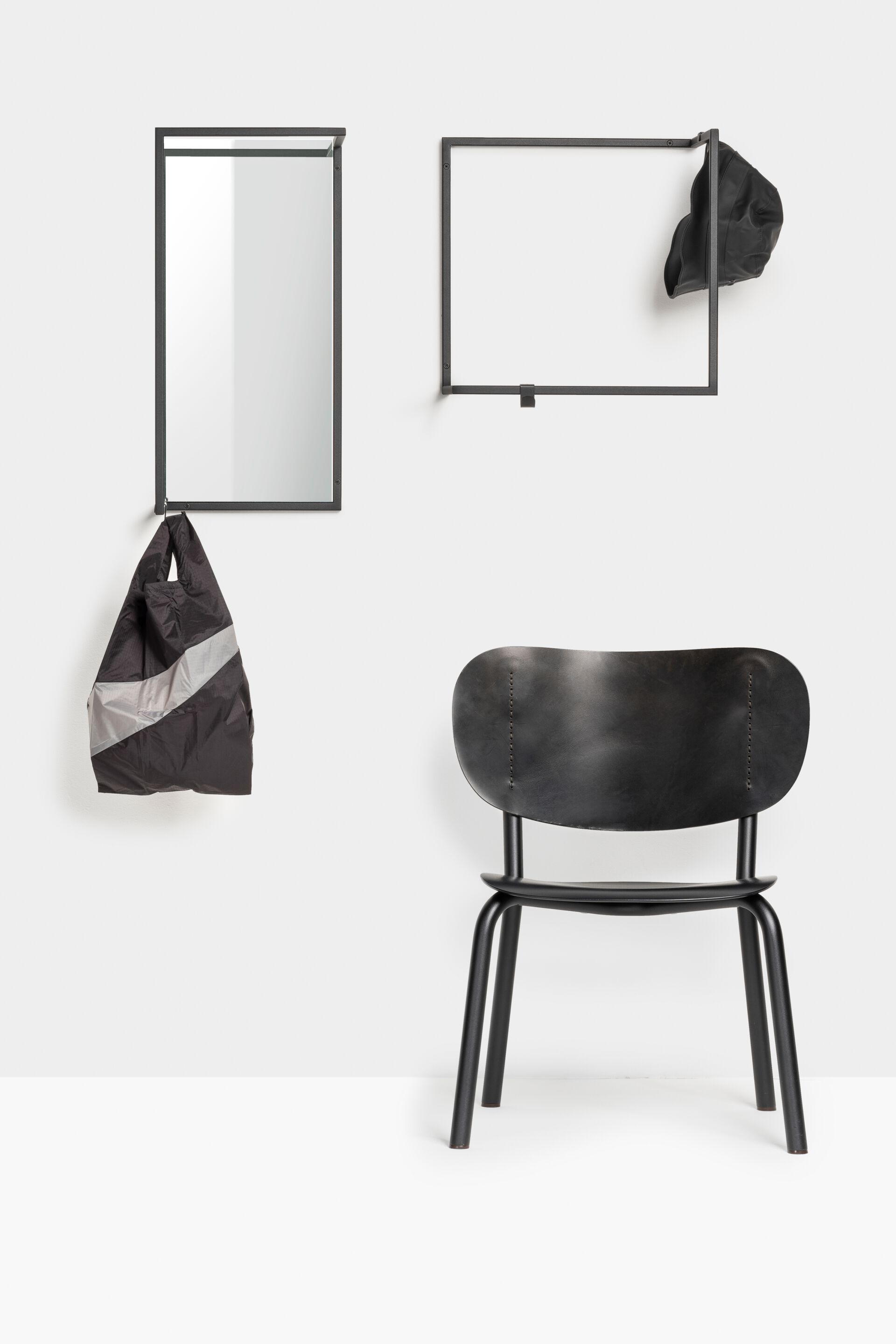 Стальная настенная вешалка с порошковым покрытием FUNCTIONALS рамка ARCH-00079930 - Вид №6