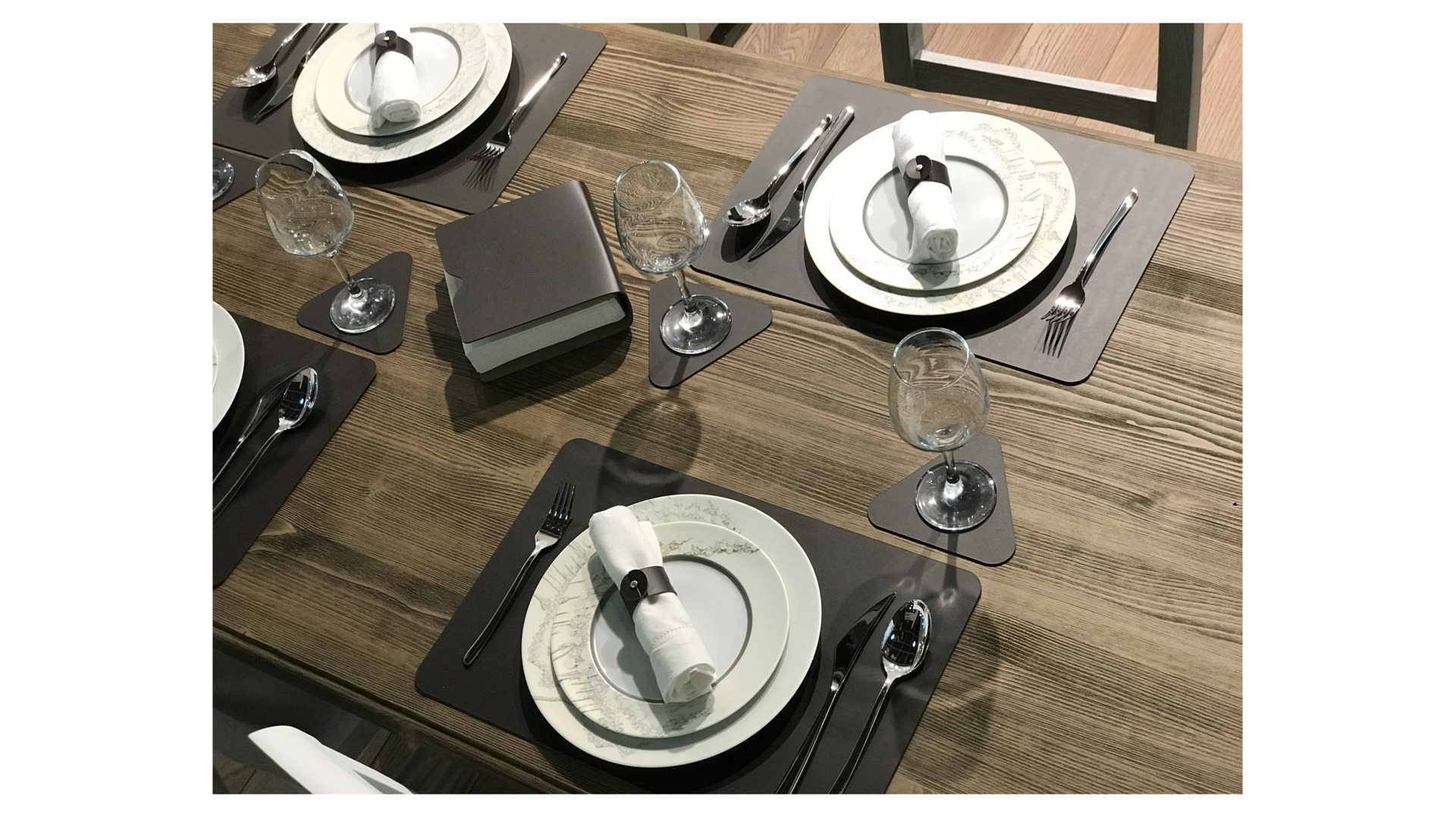 10638148 ADJ Салфетница 17см (шоколад) Кожа искусственная  - Вид №1