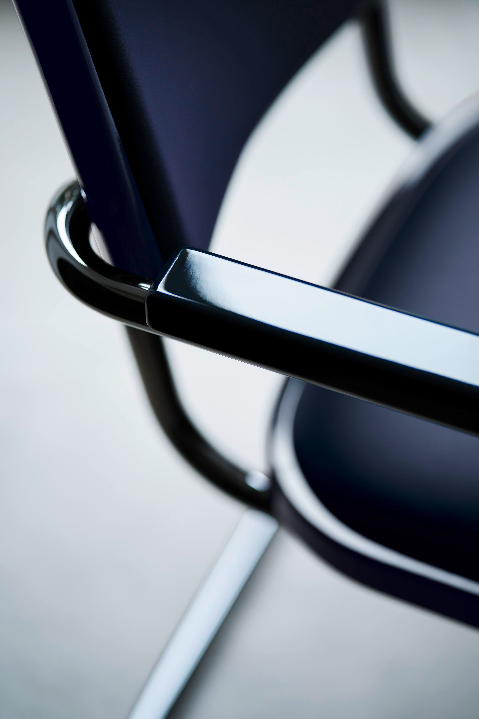 Стальной и кожаный консольный стул THONET JS. THONET ARCH-00115948 - Вид №7